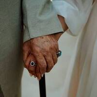 دانلود صدای دکلمه آرزو میکنم وقتی پیر شدم